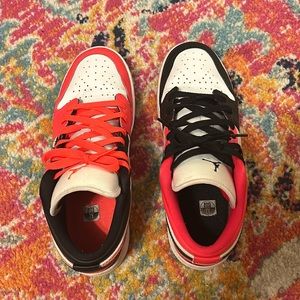 miss match coral black and white jordan’s